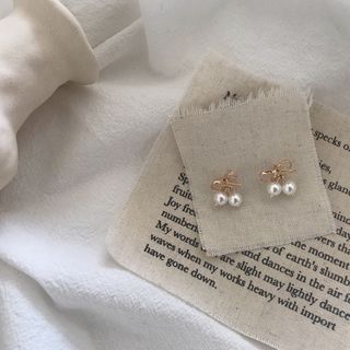 Bông Tai Nữ Phong Cách Hàn Quốc