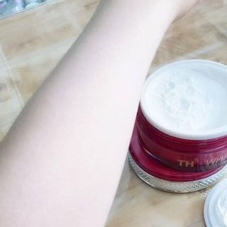Kem dưỡng trắng da toàn thân Th white