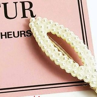 kẹp tóc đính hạt cườm