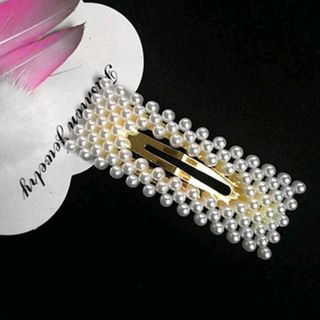 kẹp tóc đính hạt cườm