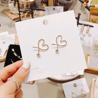 Hoa Tai Nữ Phong cách Hàn Quốc trẻ trung cá tính