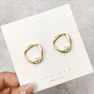 Bông Tai Nữ Cá tính phong cách Hàn Quốc được chế tác từ Bạc S925 cao cấp