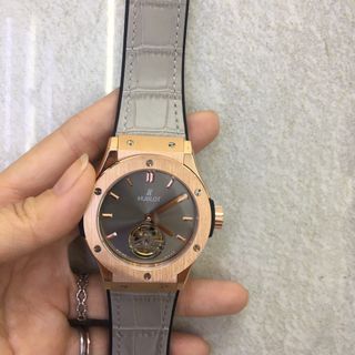Hublot Classic Lộ Cơ