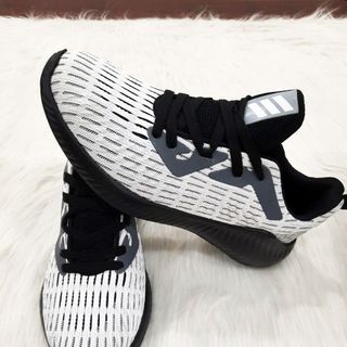 Giày sneaker nam màu xám trắng vân vải sọc thể thao Mã 9008 X giá sỉ