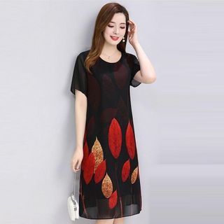 Đầm Oversize In Hình Lá Đỏ 3D