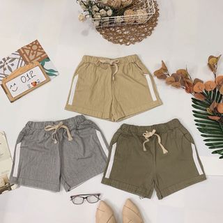 Quần short kaki