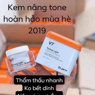KEM DƯỠNG TRẮNG DA V7 FULL