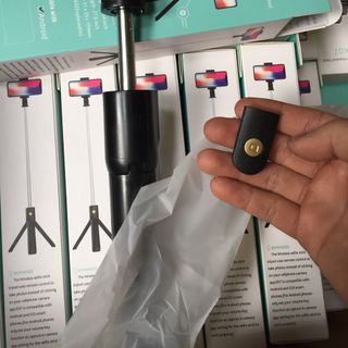 Tripod 3 chân K07 có tặng remote điều khiển