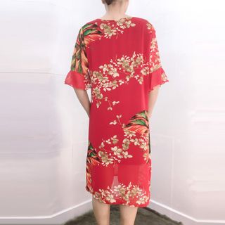 Đầm Đỏ Silk Lụa In 3D Nhiều Họa Tiết Tay Loe
