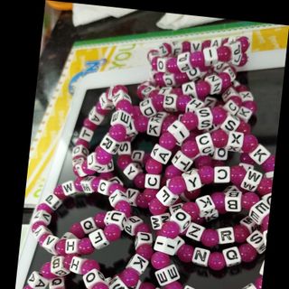 Chuỗi vòng mix chữ