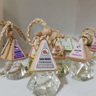 Miễn phí ship toàn quốc Tinh dầu treo xe ô tô treo phòng mã Z1