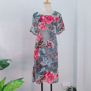 Đầm Xám Free Size Silk Lụa In Hoa 3D Họa Tiết