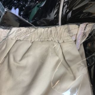Quần baggy kaki ống rộng cạp chun