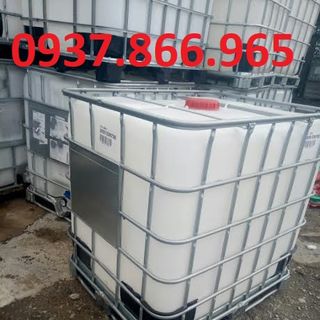 Thùng nhựa màu trắng 1000L có van xả và nắp mở