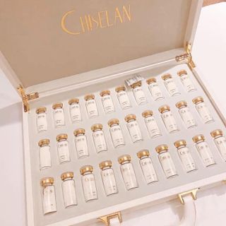 Bột uống collagen Chiselan hộp 30 lọ của Nhật Bản