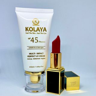 Kem chống nắng nâng tone dưỡng ẩm