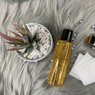Nước tẩy trang 2 lớp cho da nhạy cảm