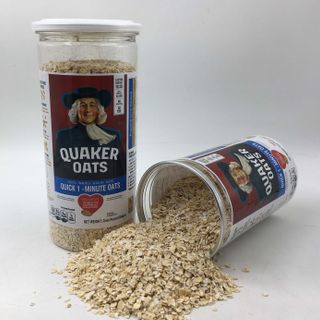 YẾN MẠCH QUAKER OATS HŨ 454GR CỦA MỸ có cả cán dẹp và cán vỡ