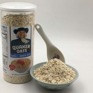 YẾN MẠCH QUAKER OATS HŨ 454GR CỦA MỸ có cả cán dẹp và cán vỡ