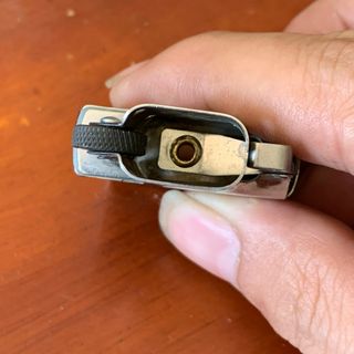 Lưỡi gà zippo