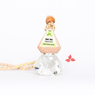 Tinh dầu trầm hương treo xe treo phòng