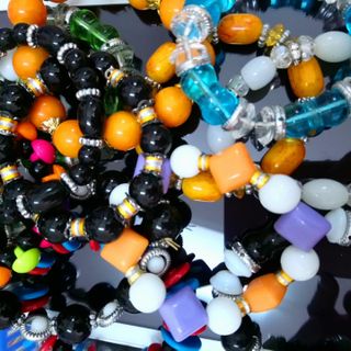 Chuỗi đeo tay mix đủ mẫu đủ màu