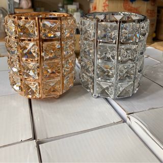 Cốc đựng lọ trang điểm