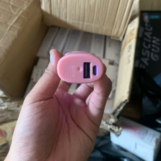 Máy phun sương mini sạc dự phòng