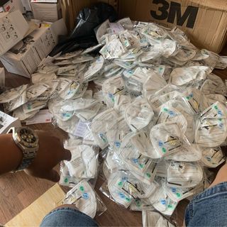 Khẩu trang kháng khuẩn