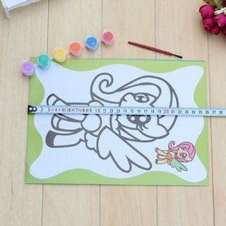 bộ tranh màu nước mỗi bộ gồm 2 tờ tranh 19cm x 26cm và 1 cây cọ 6 màu nước giá 7k/1 bộ đủ các mẫu