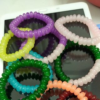 Vòng chuỗi đủ màu rất đẹp