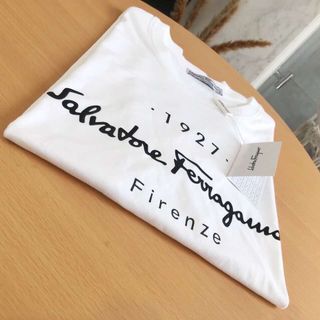 ÁO THUN SLAVARE FRAGAMO