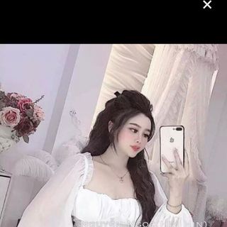 Áo tay phồng có mút ngực
