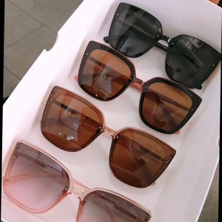 Kính mát đẹp nữ