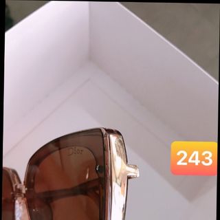 Kính mát đẹp nữ