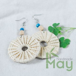 Khuyên tai mây tre