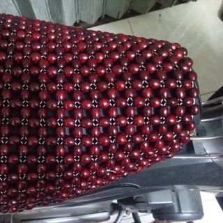 Hạt gỗ đa năng lót ghế văn phòng và yên xe máy 30x45