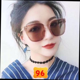Kính mát gọng vàng