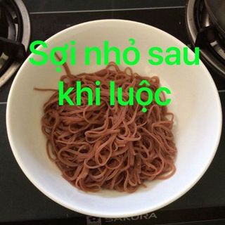 Hủ tiếu gạo lứt đỏ sợi bún