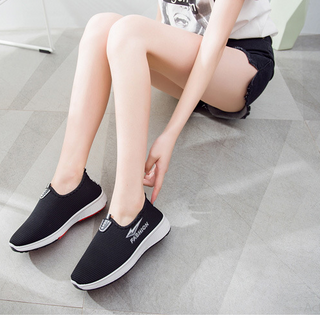 giày lười nữ đen