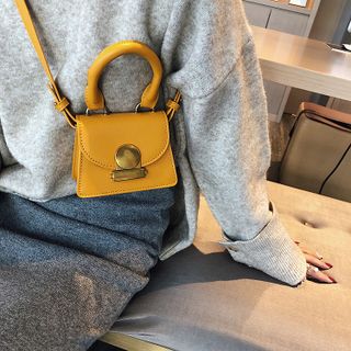 Túi đeo chéo da thời trang cao cấp D781