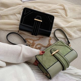 Túi đeo chéo vuông phối nhung cá tính D736