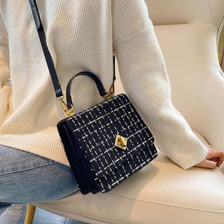 Túi xách nữ dáng đứng kẻ caro trẻ trung D758
