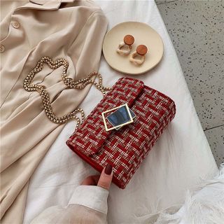 Túi đeo chéo Khóa hình thoi trẻ trung D721