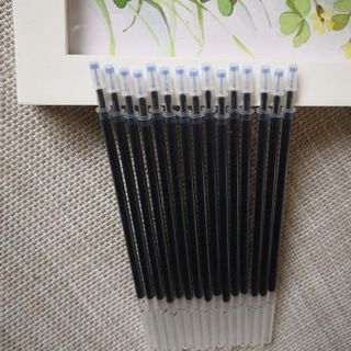 Ruột bút mực nước màu xanh dương đỏ và đen