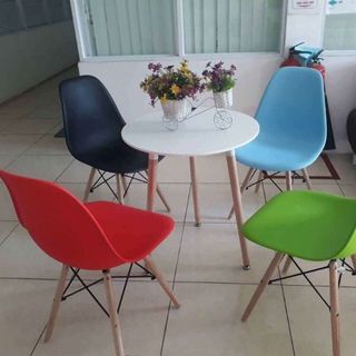 Ghế Eames đủ màu