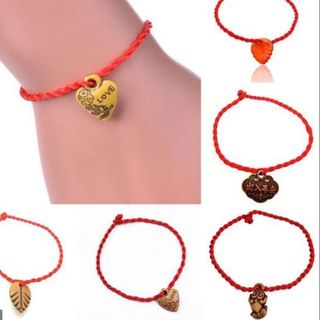 dây đỏ đeo tay kèm mặt sỉ 2k