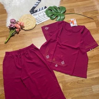 Bộ đủi cao cấp trung niên