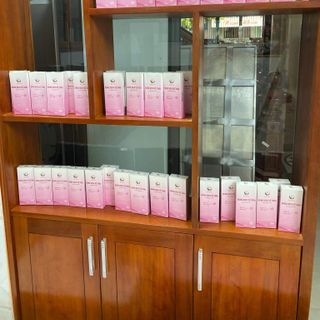 Dung dịch phụ khoa chống viêm làm hồng làm mềm lông vùng Bikini