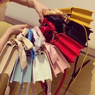 Tui da cột đau lụa